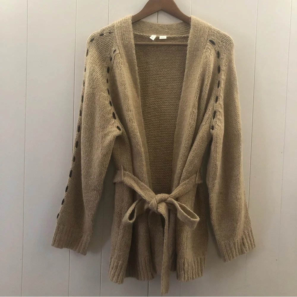 MOTH Anthropology l Sz M l Belted Cardigan Sweater - Picture 5 of 11